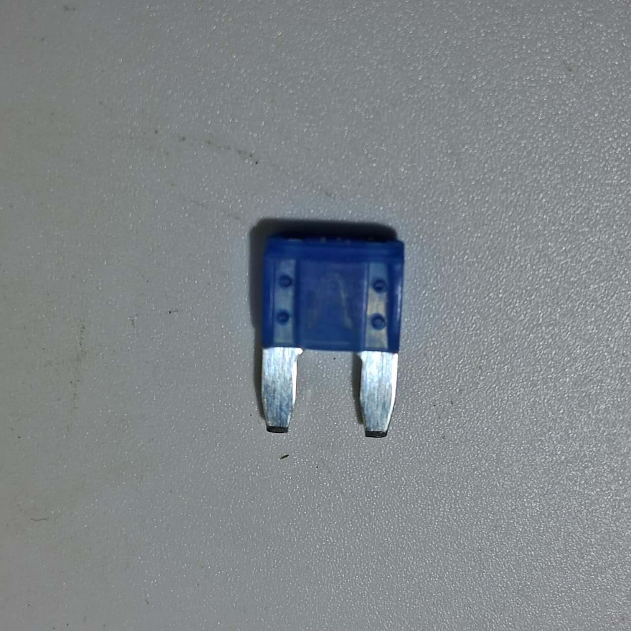 Fusible 15A (TRK251)