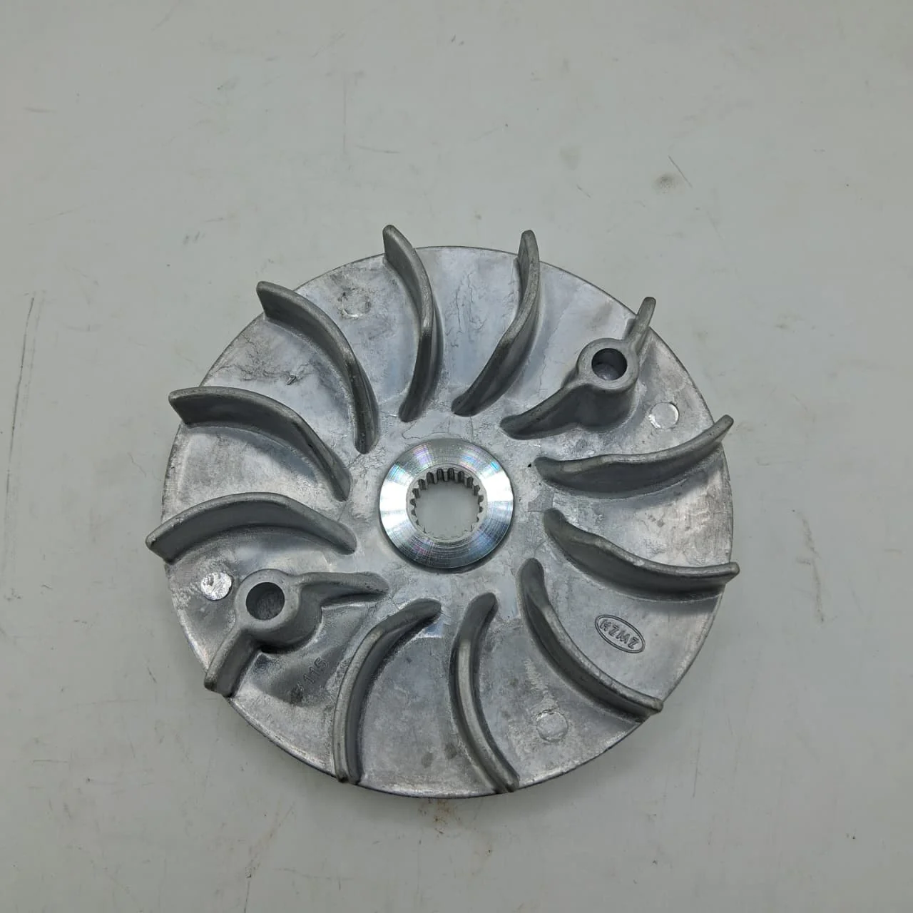 Plato Izquierdo Del Variador (MINNIX150 / XROAD200) VARIATOR LEFT WHEEL